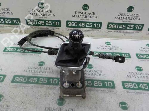 Used Gear lever Gear lever VW TIGUAN (5N_) 2.0 TDI (140 hp) 7411983 7411983