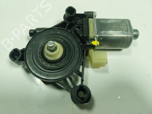 Used Left front window motor PORSCHE MACAN (95B) 3.0 S Diesel (258 hp) 16856399