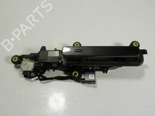 Rear left exterior door handle LAND ROVER RANGE ROVER EVOQUE (L551) 2.0 D150 4x4 (150 hp) LR135321