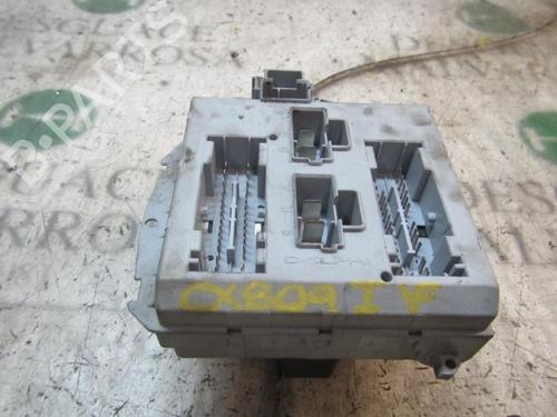 Used Fuse box Fuse box FIAT LINEA (323_, 110_) 1.3 D Multijet (323AXB11, 323AXB1A) (90 hp) 3844762 3844762