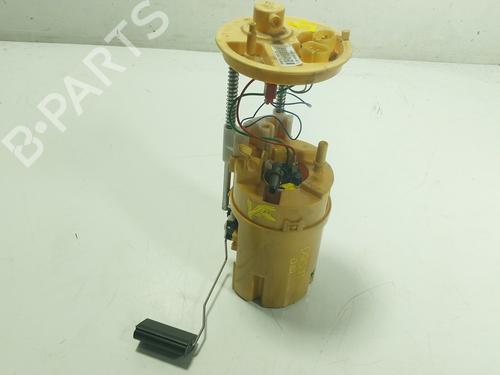 Used Fuel pump BMW X6 (F16, F86) xDrive 30 d (258 hp) 31828710