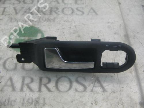 Used Front left interior door handle VW GOLF IV (1J1) 1.6 (102 hp) 3768836