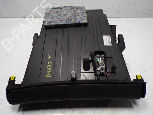 Boîte à gants RENAULT MEGANE IV Hatchback (B9A/M/N_)  | BP8649839C95 