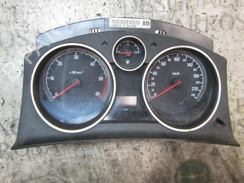 Used Instrument cluster OPEL ZAFIRA / ZAFIRA FAMILY B (A05) 1.9 CDTI (M75) (120 hp) 3827696