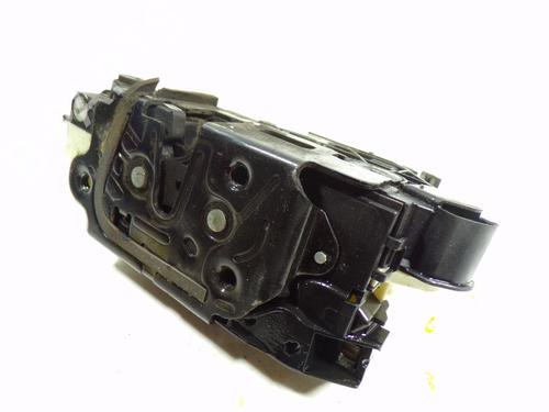 Cerradura puerta trasera izquierda SEAT IBIZA IV (6J5, 6P1) 1.6 TDI (90 hp) 6J0839015F | 6J0839015F