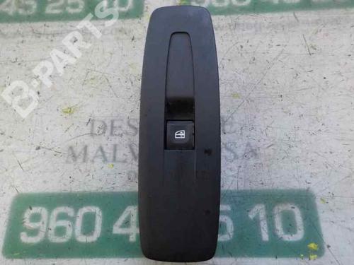 Used Right front window switch Right front window switch RENAULT MEGANE IV Grandtour (K9A/M/N_) 1.5 dCi 110 (110 hp) 6681436 6681436