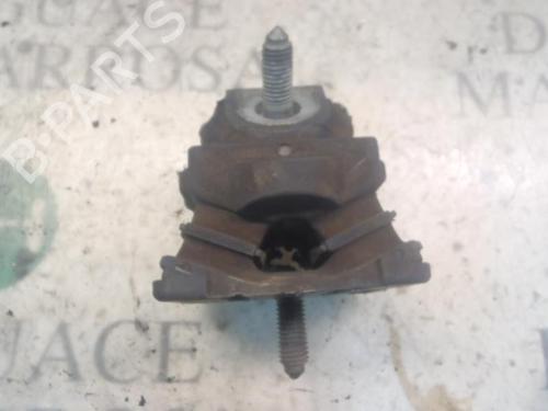 Used Engine mount Engine mount FORD TRANSIT Van (FA_ _) 2.4 DI (FAA_, FAB_, FAC_, FAD_) (90 hp) 9080009 9080009