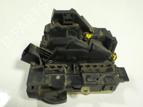 Rear left lock FORD FOCUS I (DAW, DBW) 1.6 16V | BP11822818C100 