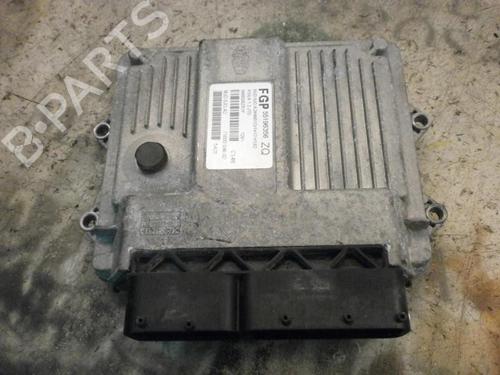 Used Engine control unit (ECU) Engine control unit (ECU) OPEL AGILA A (H00) 1.3 CDTI (F68) (70 hp) 3770537 3770537