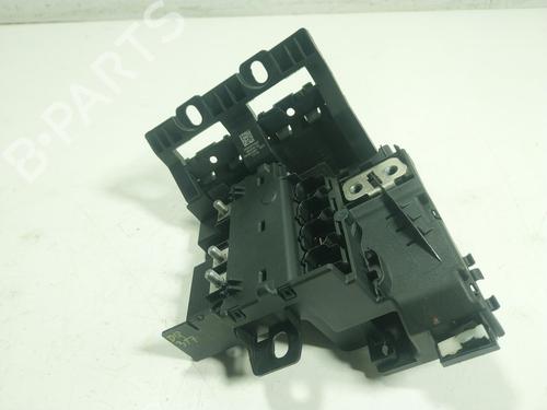 Used Fuse box BMW 5 (G30, F90) [2016-2025]  24842785