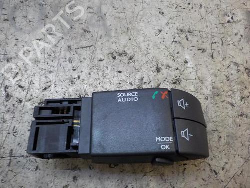 Used Electronic module Electronic module RENAULT CLIO IV (BH_) 0.9 TCe 90 (BHNF, BHMA, BHMH, BHJK, BHJR) (90 hp) 3850005 3850005