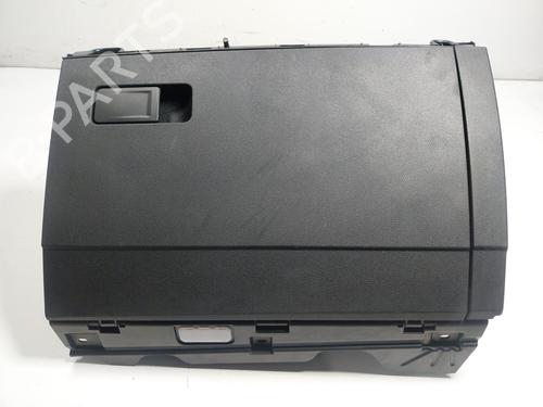 Used Glove box Glove box VW GOLF VIII (CD1, DA1) 2.0 TDI (116 hp) 17710152 17710152