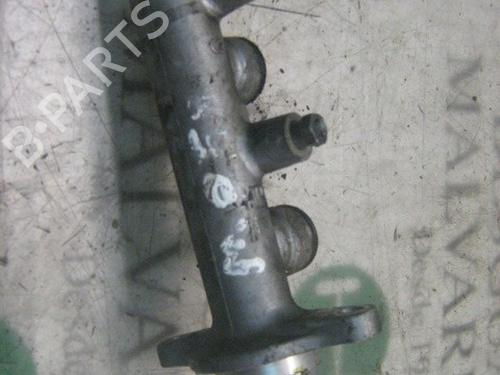 Used Brake master cylinder Brake master cylinder HYUNDAI COUPE I (RD) [1996-2004] 3757381 3757381