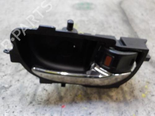 Used Front right interior door handle TOYOTA YARIS (_P9_) 1.4 D-4D (NLP90_, NLP90R) (90 hp) 3850794