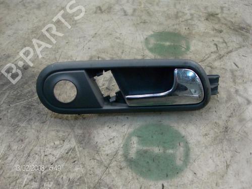 Used Front right interior door handle Front right interior door handle SEAT IBIZA III (6L1) 1.9 TDI (100 hp) 3750101 3750101