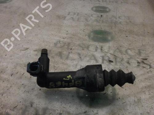 Used Clutch slave cylinder SEAT IBIZA III (6L1) 1.9 SDI (64 hp) 14266990