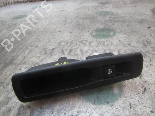 Used Left rear window switch Left rear window switch RENAULT MEGANE III Hatchback (BZ0/1_, B3_) 1.5 dCi (106 hp) 3835685 3835685