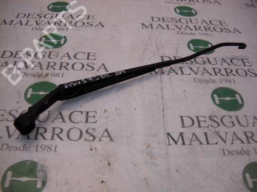 Used Front windshield wiper arm Front windshield wiper arm HYUNDAI GETZ (TB) 1.1 (63 hp) 3786316 3786316