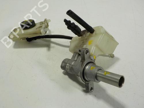 Used Brake master cylinder Brake master cylinder PEUGEOT 308 SW II (LC_, LJ_, LR_, LX_, L4_) 1.5 BlueHDi 130 (131 hp) 13735453 13735453
