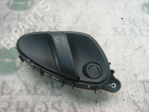 Used Front right interior door handle Front right interior door handle CITROËN XSARA (N1) 2.0 HDi 90 (90 hp) 3749297 3749297