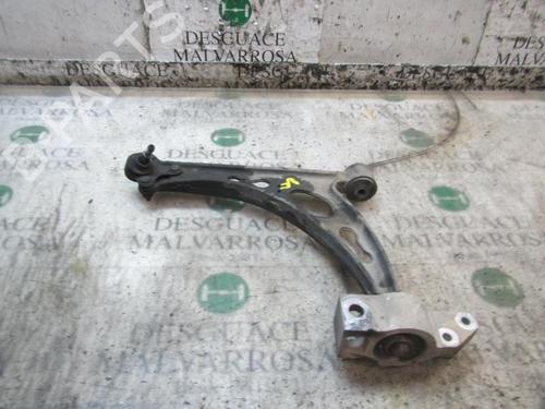 Venstre foran bærearm SEAT LEON (1P1) 1.9 TDI (105 hp) 3843648
