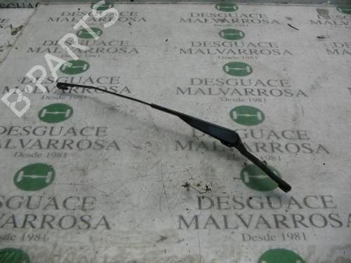 Used Front windshield wiper arm CITROËN SAXO (S0, S1) [1996-2004]  3768106