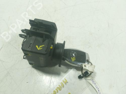 Used Ignition barrel Ignition barrel MERCEDES-BENZ C-CLASS (W204) C 200 CDI (204.007, 204.006) (136 hp) 19133863 19133863