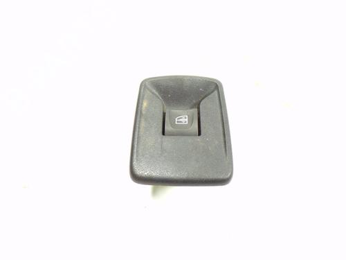Used Right rear window switch DACIA SANDERO II TCe 90 (B8M1, B8MA, B8AC) (90 hp) 9370423