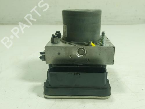 Used ABS pump ABS pump PEUGEOT 208 II (UB_, UP_, UW_, UJ_) e-208 (136 hp) 25792019 25792019