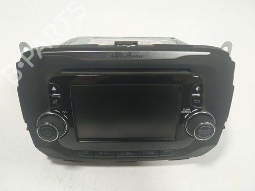 Used Radio Radio 38255777 38255777