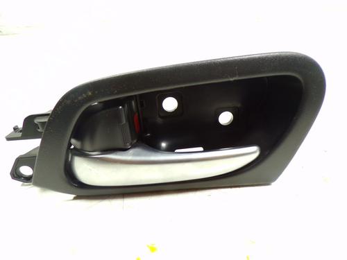 Used Rear left interior door handle Rear left interior door handle HONDA CIVIC IX (FK) 1.6 i-DTEC (FK3) (120 hp) 8280079 8280079