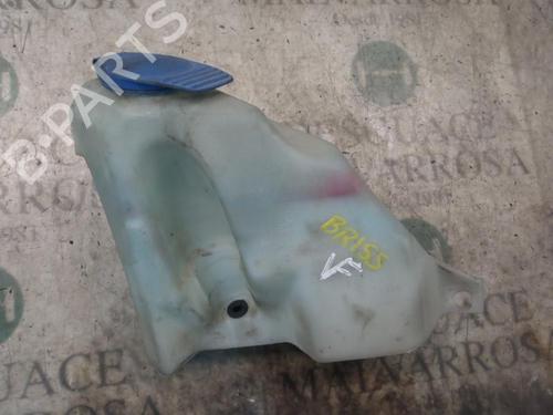 Used Windscreen washer tank VW POLO (6N2) 1.4 (60 hp) 7409663