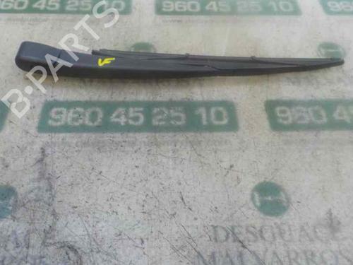 Used Rear windshield wiper arm RENAULT MEGANE III Hatchback (BZ0/1_, B3_) [2008-2025]  5999177