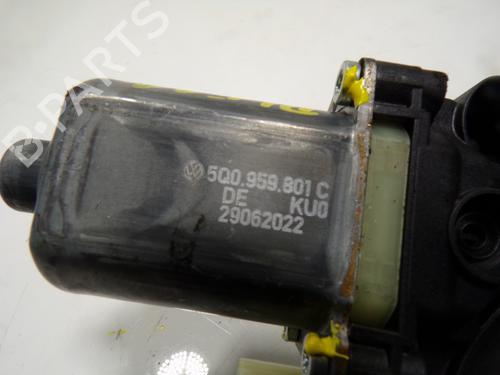 Left front window motor CUPRA LEON Sportstourer (KL8, KU8, KUD)  | BP13450305E21 