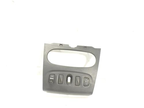 Used Left front window switch DACIA SANDERO II [2012-2025]  7847419