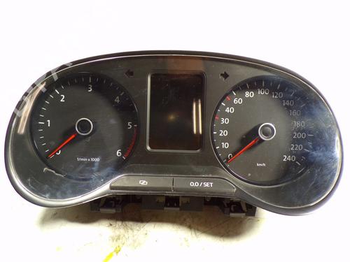 Used Instrument cluster VW POLO V (6R1, 6C1) 1.6 TDI (90 hp) 7818582