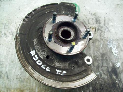 Used Left rear steering knuckle Left rear steering knuckle JAGUAR S-TYPE II (X200) 3.0 V6 (238 hp) 3753022 3753022