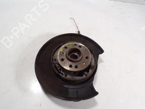 Used Right rear steering knuckle Right rear steering knuckle MERCEDES-BENZ M-CLASS (W164) [2005-2012] 10046008 10046008