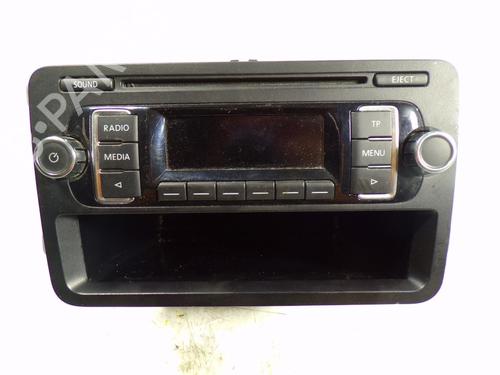 Used Radio VW POLO V (6R1, 6C1) 1.6 TDI (90 hp) 7818599