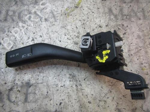 Used Steering column stalk Steering column stalk AUDI A3 (8P1) 2.0 TDI 16V (140 hp) 3835082 3835082