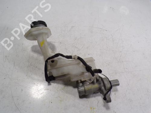Used Brake master cylinder NISSAN QASHQAI II (J11, J11_) 1.3 DIG-T (140 hp) 9395265