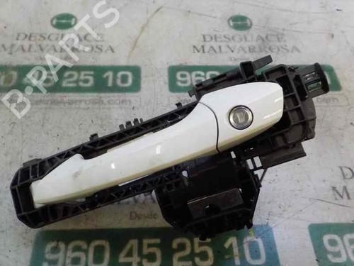 Used Front left exterior door handle MERCEDES-BENZ A-CLASS (W176) [2012-2018]  5938332