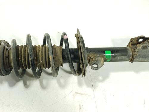 Used Left front shock absorber Left front shock absorber TOYOTA YARIS (_P13_) 1.5 Hybrid (NHP130_, NHP130) (101 hp) 36447500 36447500