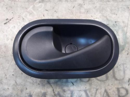 Used Front left interior door handle Front left interior door handle RENAULT TWINGO II (CN0_) 1.2 16V (CN04, CN0B) (75 hp) 3797794 3797794