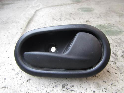 Rear right interior door handle DACIA SANDERO II 1.5 dCi 75 / Blue dCi 75 (B8JW, B8M4, B8AH, B8M7, B8M6) (75 hp) 826721919R