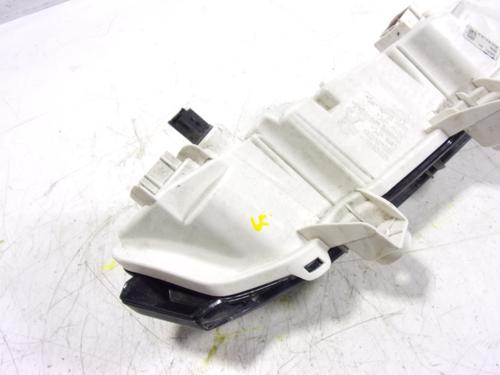 Right front indicator PEUGEOT 208 II (UB_, UP_, UW_, UJ_) | BP31048120C33