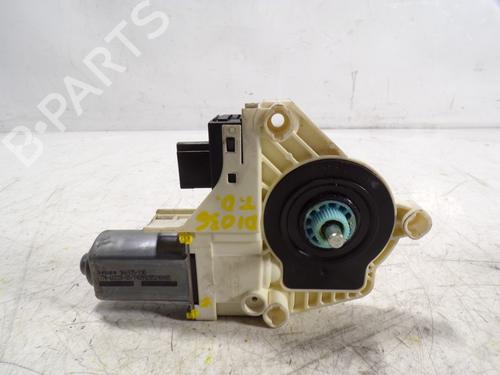 Used Right rear window motor Right rear window motor AUDI A5 (8T3) [2007-2017] 8502119 8502119