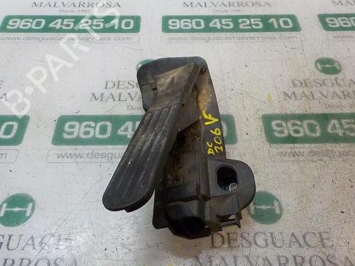 Used Pedal Pedal VW GOLF VI (5K1) 1.6 TDI (105 hp) 3871676 3871676