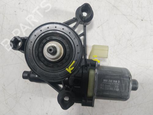 Used Right front window motor VW GOLF VIII (CD1, DA1) [2019-2025]  20146939