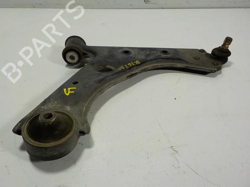 Used Right front suspension arm Right front suspension arm OPEL CORSA E (X15) 1.4 (08, 68) (90 hp) 14928421 14928421